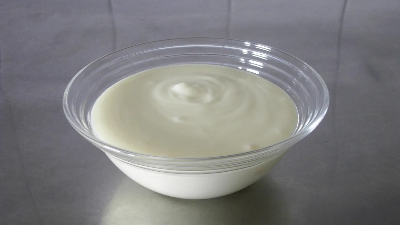 want-a-slim-figure-excellent-combination-of-yogurt-and-cinnamon