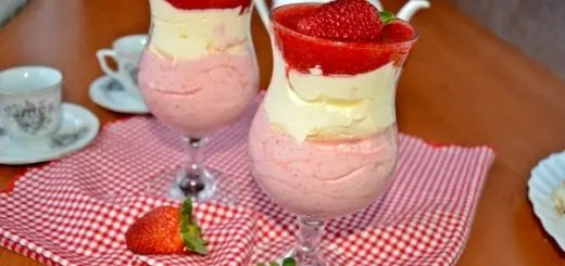refreshing-summer-desert-sweet-strawberry-mousse