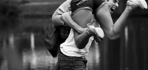 kiss-laugh-fun-things-partner